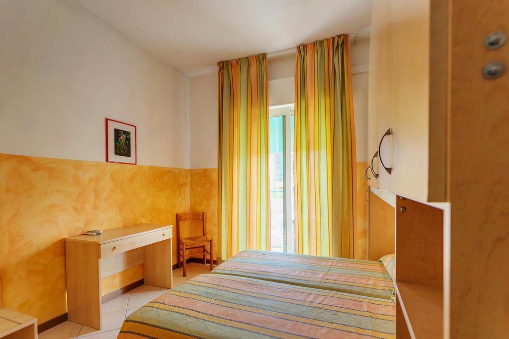 Hotel Canova Lido di Jesolo Rum bild